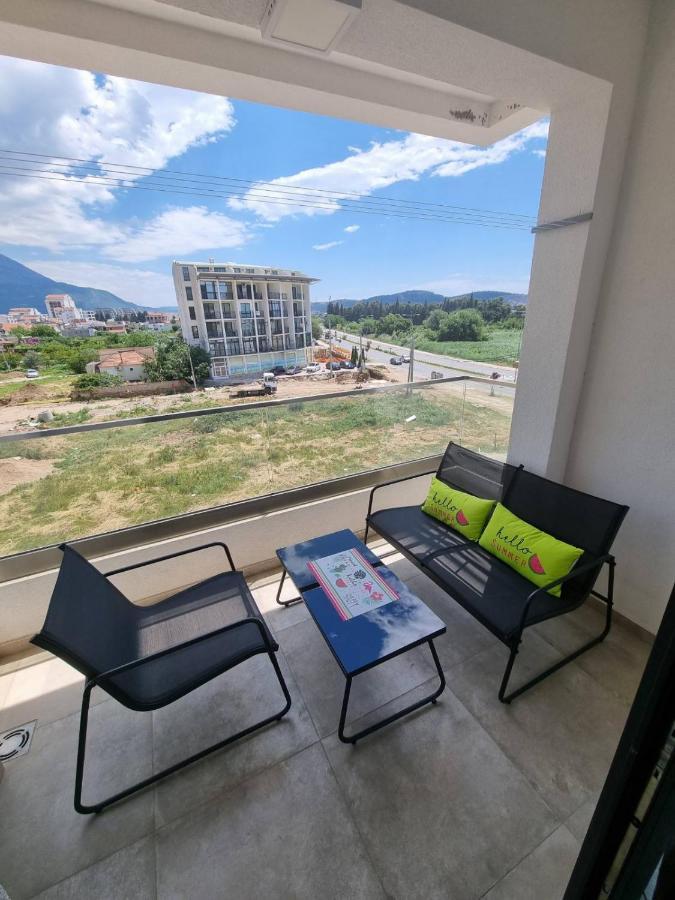 Apartman Javi Apartment บาร์ ภายนอก รูปภาพ
