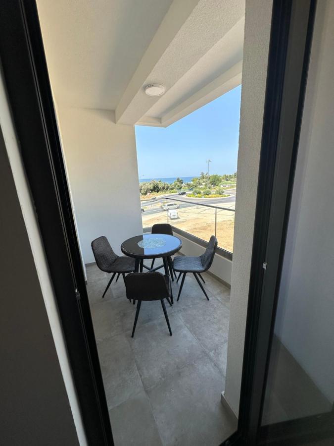 Apartman Javi Apartment บาร์ ภายนอก รูปภาพ