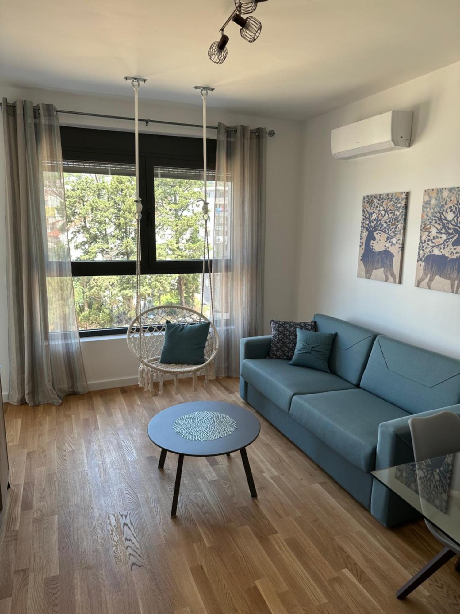 Apartman Javi Apartment บาร์ ภายนอก รูปภาพ